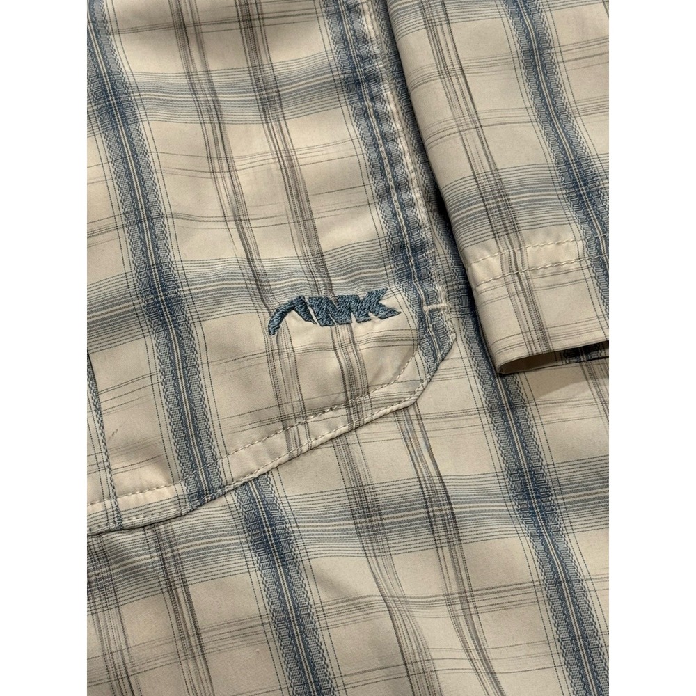 Mountain Khakis Shirts Lot Of 2 Mens XL Button Up Soft Polyester‎ Short & Long - Picture 3 of 10
